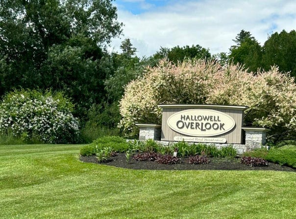 11 Overlook Drive, Hallowell, ME 04347