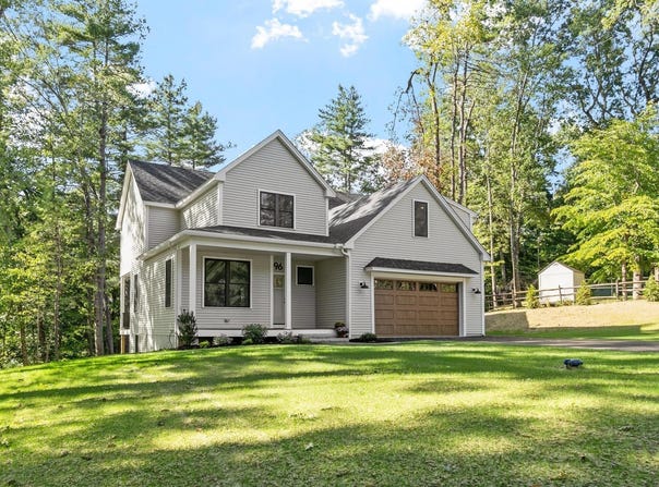 96 King St, Littleton, MA 01460