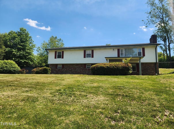 321 Valley Drive, Bristol, VA 24201