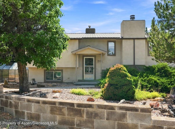 201 Hillcrest Avenue, Rangely, CO 81648