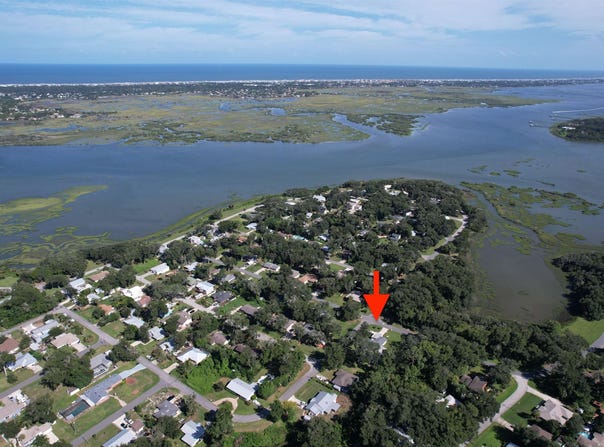 4002 Shore Dr, St Augustine, FL 32086