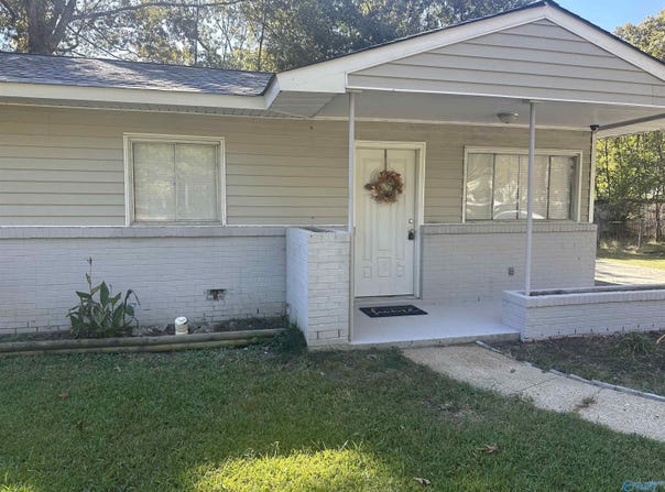 111 Carolyn Lane, Gadsden, AL 35901