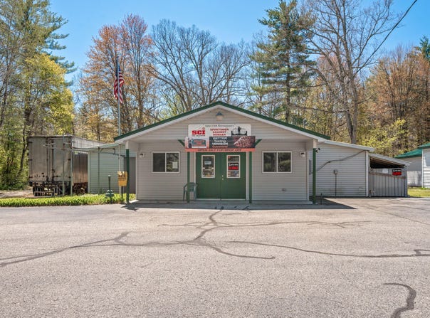 19055 12 Mile Road, Big Rapids, MI 49307