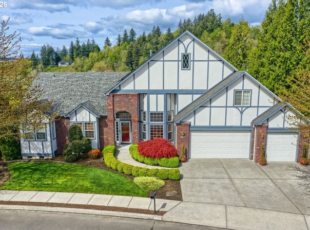 2357 SW LINNEMAN Dr, Gresham, OR 97080