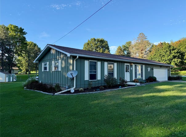 209 VALLEYVIEW Drive, Edinboro, PA 16412