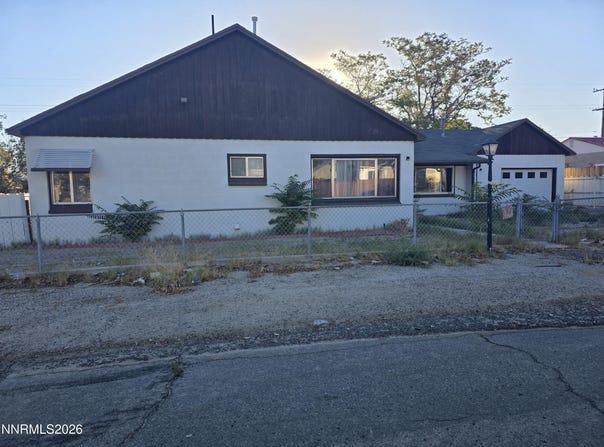 654 H Street, Hawthorne, NV 89415