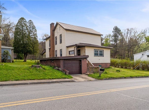 590 E Main St, Mahaffey, PA 15757