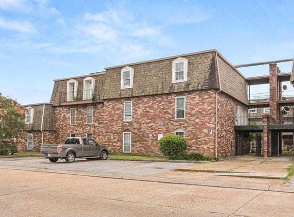 6320 RIVERSIDE Drive, Metairie, LA 70003