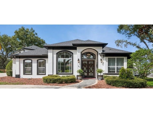 1066 CEASARS CT, MOUNT DORA, FL 32757