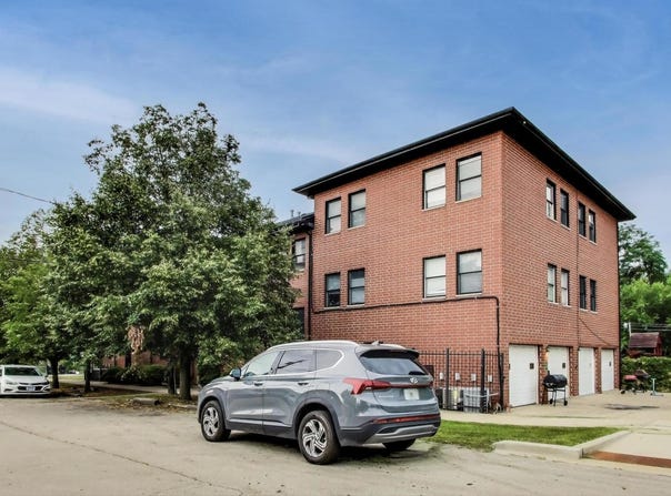 1431 W 108th Street, Chicago, IL 60643