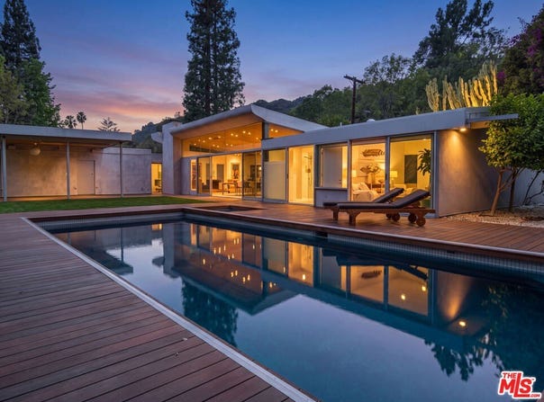 2538 Hutton Dr, Beverly Hills, CA 90210