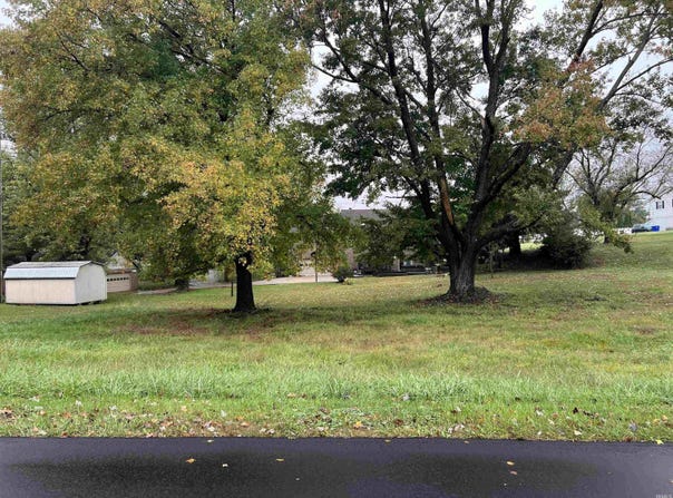 1425 S 1st Street, Boonville, IN 47601