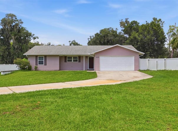 1679 W EUCLID Avenue, DELAND, FL 32720