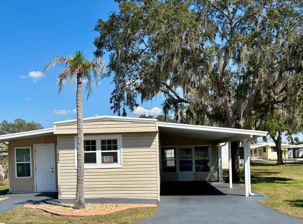2852 Vine Lane, Sebring, FL 33870