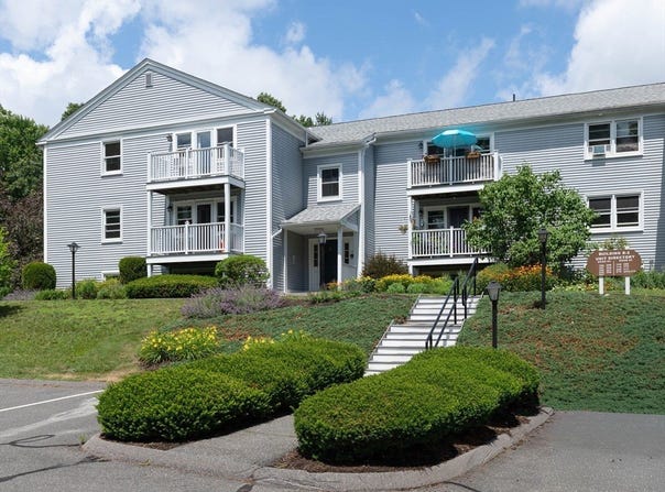 46 Evergreen Rd, Northampton, MA 01053