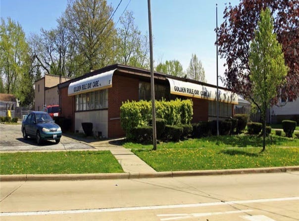 5117 Lee Road, Maple Heights, OH 44137
