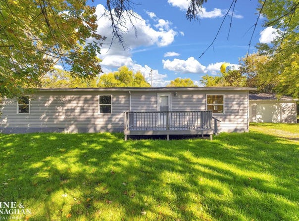 4091 E Sheldon Road, Carsonville, MI 48419