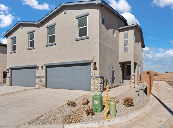1899 S Sunrise Lane SE, Rio Rancho, NM 87124