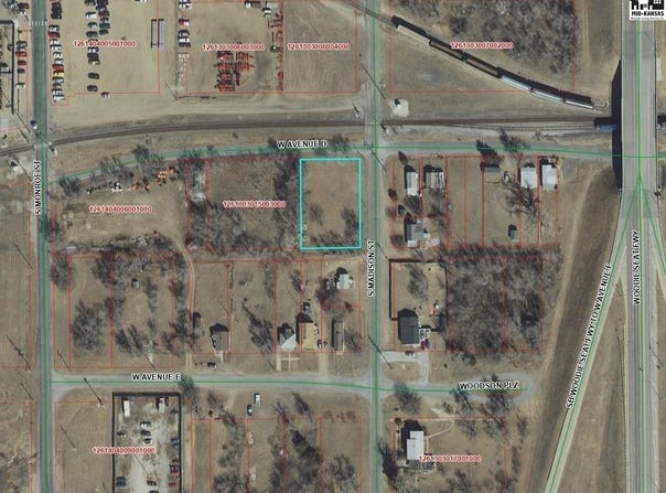 W Avenue D, Hutchinson, KS 67501