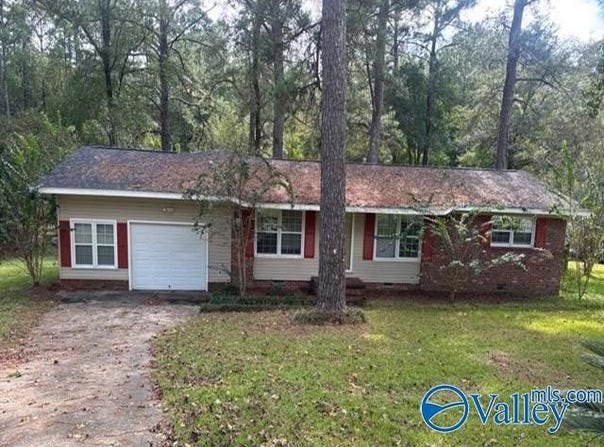 182 Woodland Hills Drive, Ozark, AL 36360