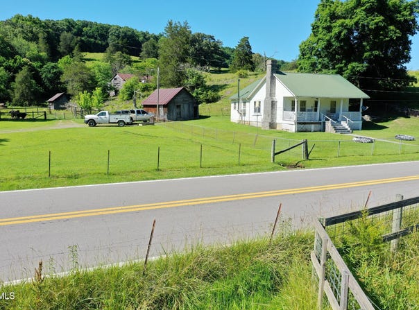 3956 Mulberry Gap Road, Sneedville, TN 37869