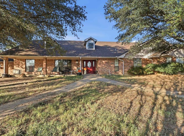 2370 W FM 71, Talco, TX 75487