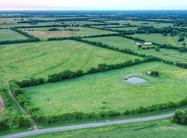 FM 1752 Road, Whitewright, TX 75491