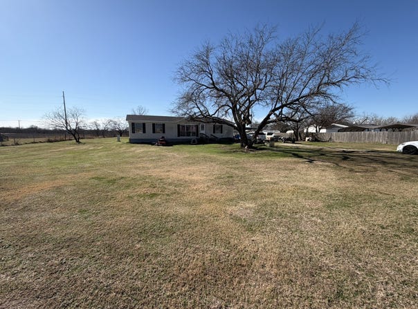 7311 S Interstate 45 Service Road, Alma, TX 75119