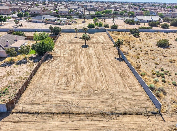 Afton, Hesperia, CA 92345