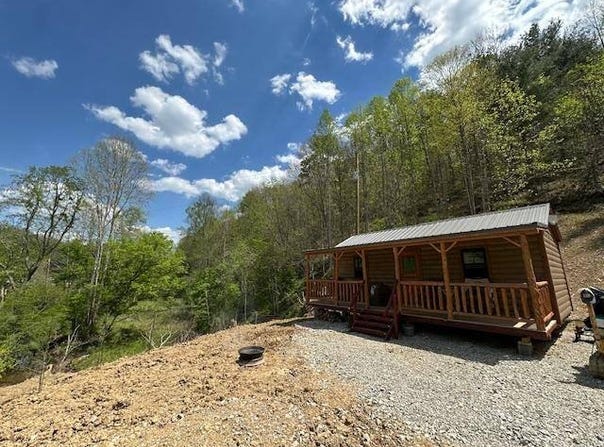 9323 State Road 7, Wrigley, KY 41477