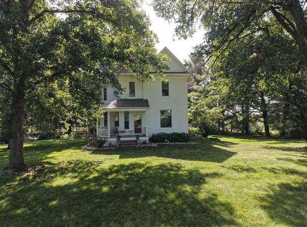 28171 Holly Ave, Malta Bend, MO 65339