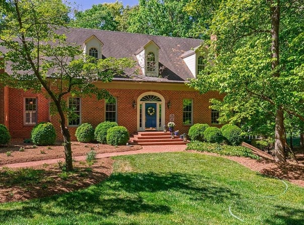 1086 Lakeshore Drive, Halifax, VA 24558