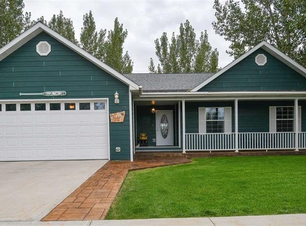 101 Sage Ave, Byron, WY 82412