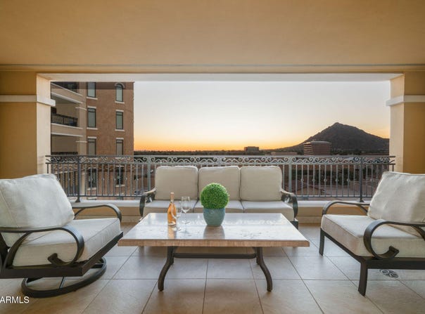 7181 E CAMELBACK Road, Scottsdale, AZ 85251