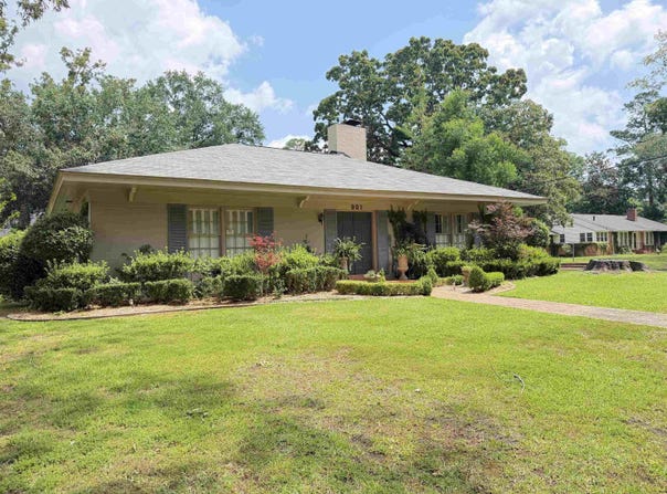 901 W 36th, Pine Bluff, AR 71603