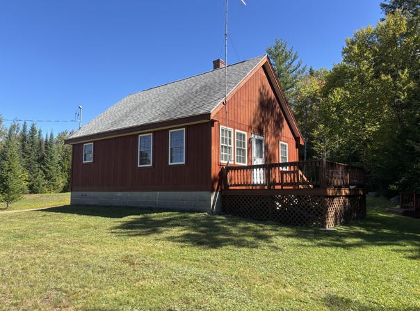 9 Snoforus Drive, Dover-Foxcroft, ME 04426