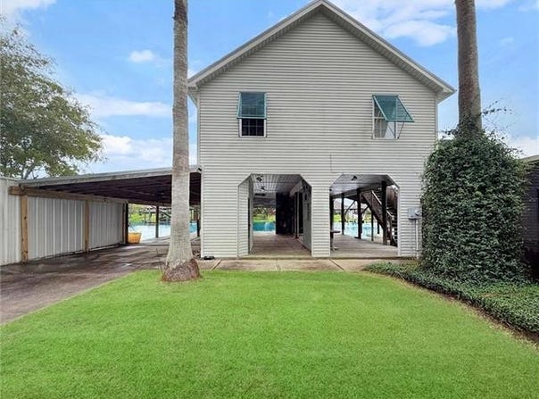 4684 PONTCHARTRAIN Drive, Slidell, LA 70458