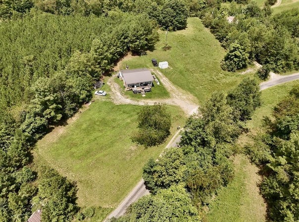 123 Willard Creek Ln, Stuart, VA 24171