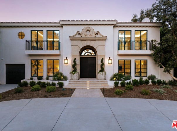 906 N Beverly Dr, Beverly Hills, CA 90210