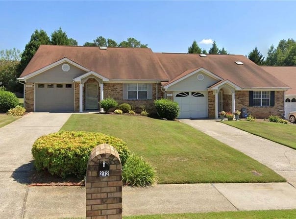 272 Olde Oaks Lane, Riverdale, GA 30274