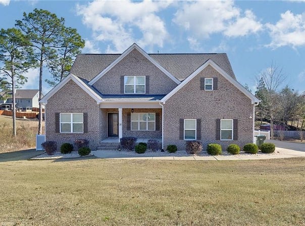 37 Gunner Drive, Fort Mitchell, AL 36856