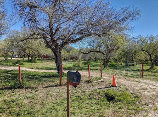 5730 Mockingbird, Mathis, TX 78368