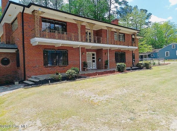 1001 W Main Street, Williamston, NC 27892