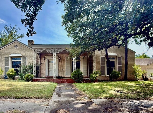 720-B E Leslie Street, Hamilton, TX 76531