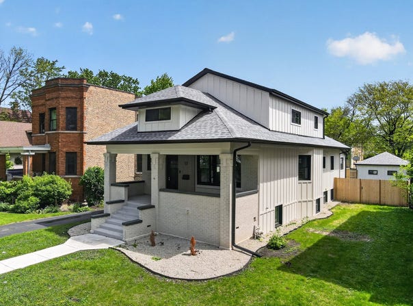 17 Franklin Avenue, River Forest, IL 60305