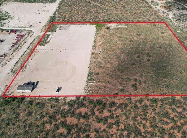 558 42nd St, Monahans, TX 79756