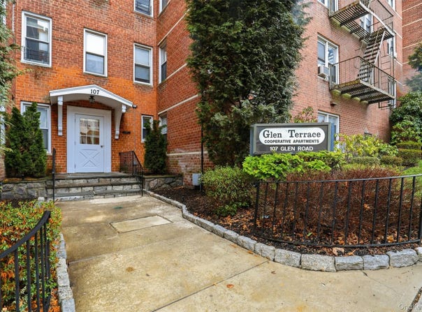 107 Glen Road, Yonkers, NY 10704