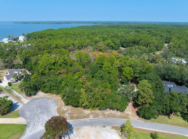 Harbour lot: 76, 77, Freeport, FL 32439