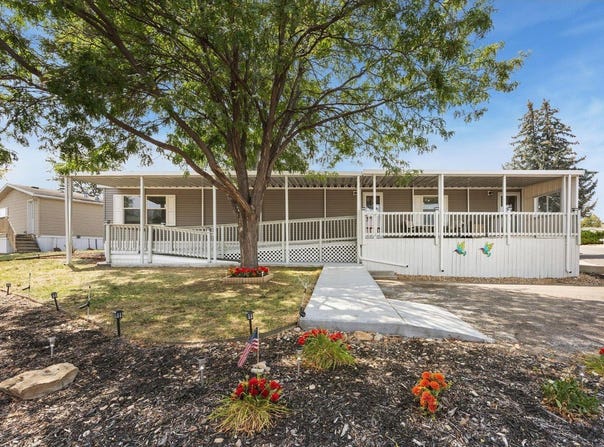 1801 W 92nd Ave, Denver, CO 80260