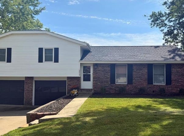 1412 Melrose Lane, Macon, MO 63552
